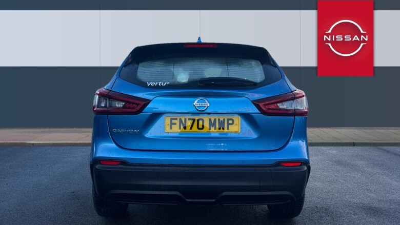 Nissan Qashqai 1.3 DiG-T Acenta Premium 5dr Petrol Hatchback